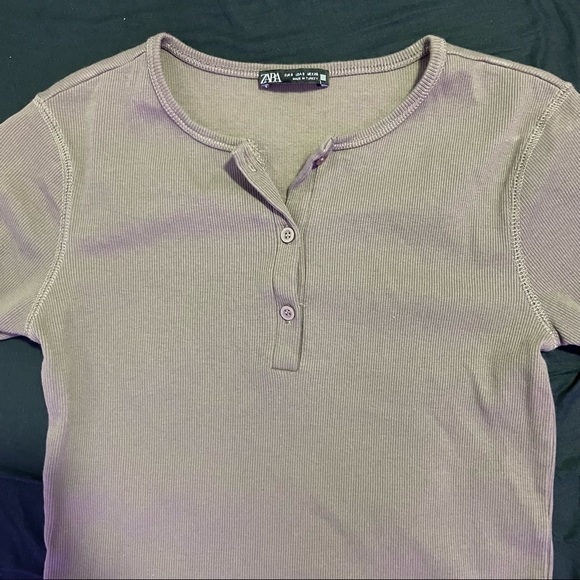 Zara Cropped tops - Picture 3 of 3